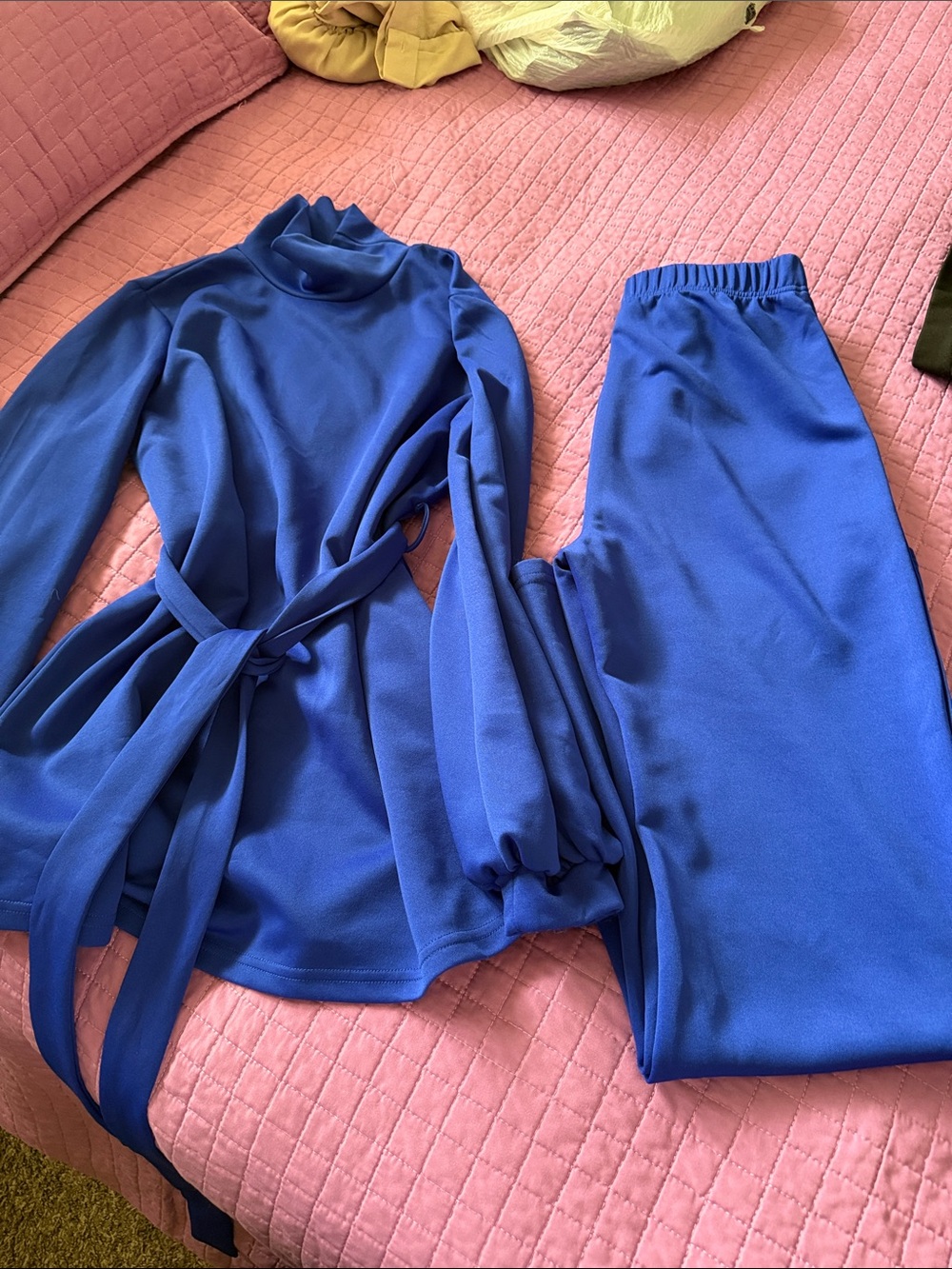 Women’s set royal blue like new